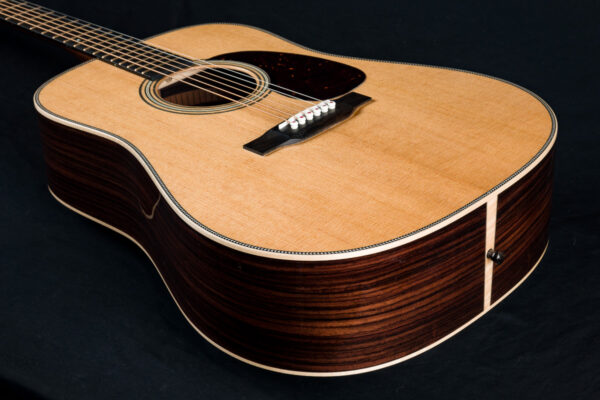 Martin D-28 Modern Deluxe Sitka Spruce VTS and Indian Rosewood 