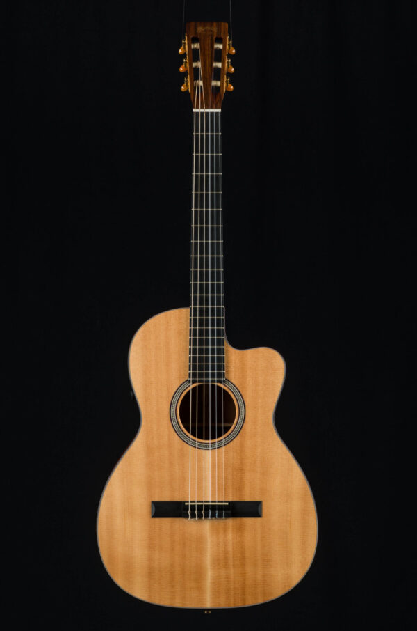 Martin 000C Nylon | Down Home Guitars