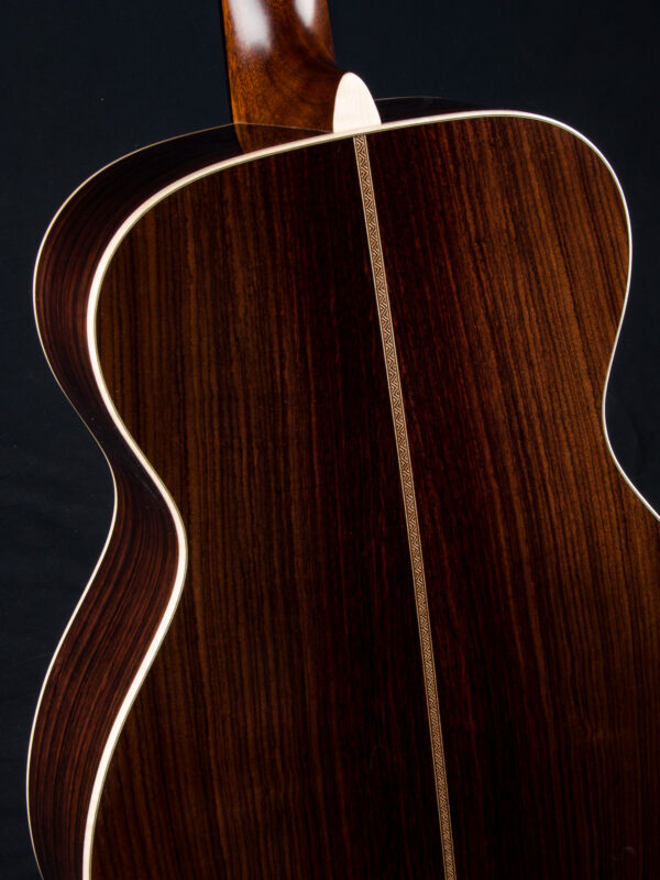 Martin OM-28 Modern Deluxe Sitka Spruce VTS and Indian Rosewood