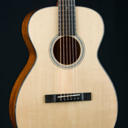 Martin 0-18 14-Fret Custom Premium Flamed Mahogany and Sitka Spruce