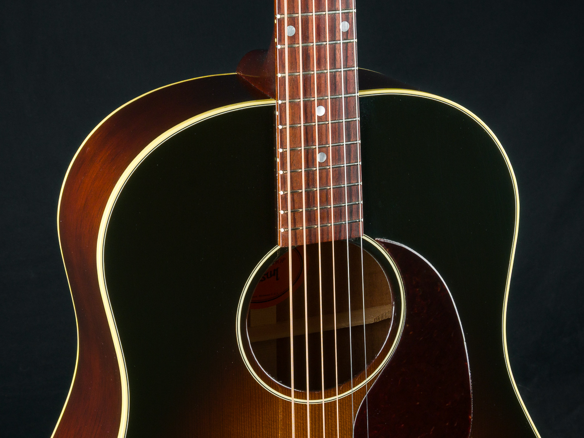 Gibson J-45 Vintage Banner Custom Torrefied Adirondack and