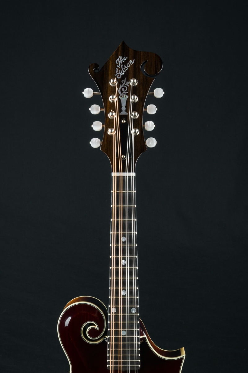 Gibson F-5G Custom Adirondack Spruce and Flamed Maple Wide Nut