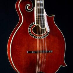 Eastman MD614 F-Style Oval Hole Mandolin with Pickup