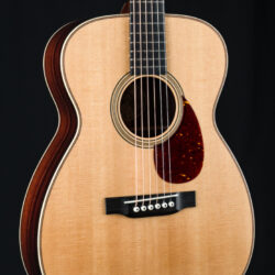 Collings 002H 14-Fret T S Indian Rosewood and Sitka Spruce Satin Traditional Series Used (2025)